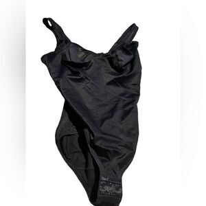 Flexees size 36D body suit excellent condition see pics
